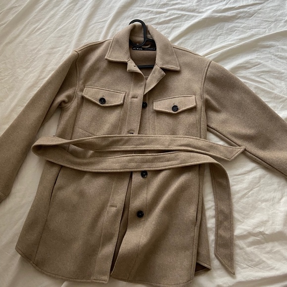 Zara Shaket - Picture 1 of 4